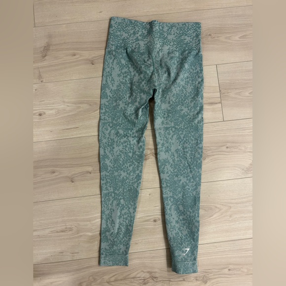 Gymshark adapt animal leggings - Picture 2 of 2